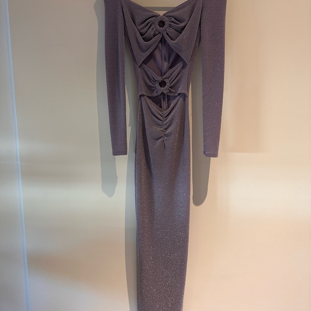 This dress fits super cute. Perfect for a night out. - Picture 9 of 9